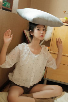 明星专题：张婧